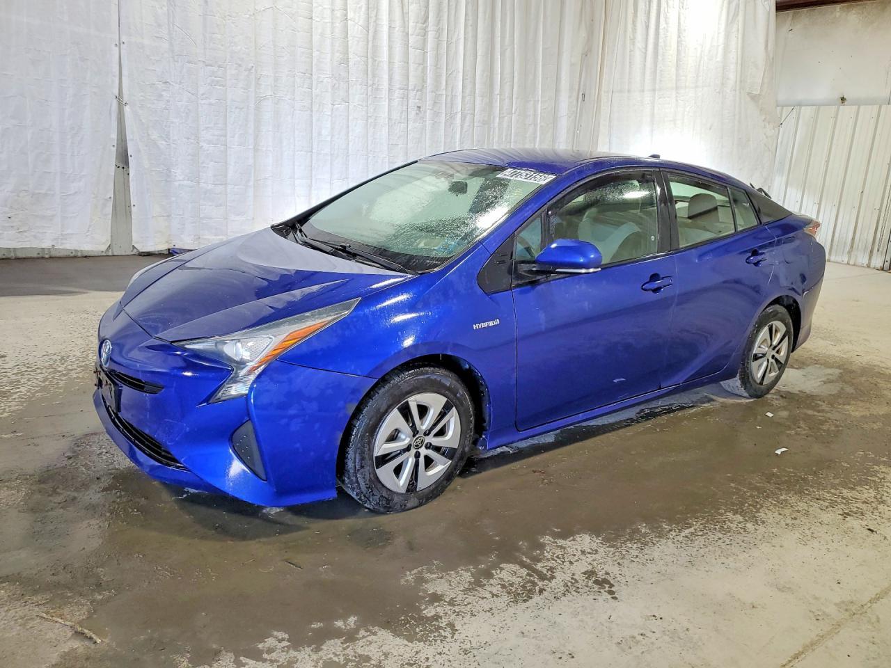 2016 TOYOTA PRIUS