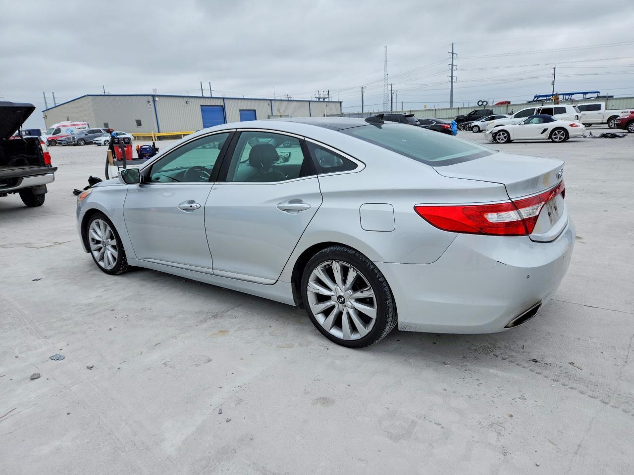 2014 HYUNDAI Azera