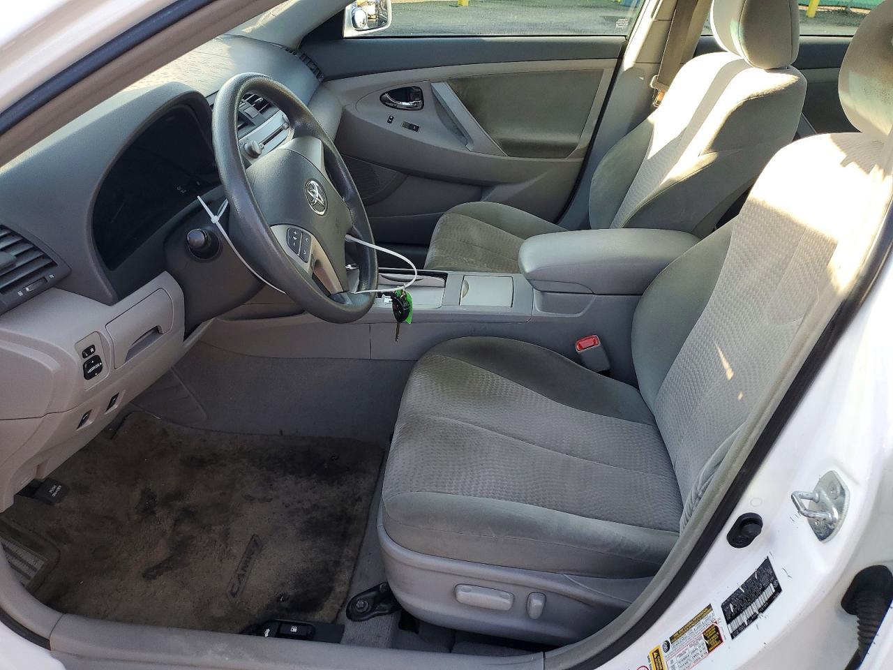 2010 TOYOTA CAMRY