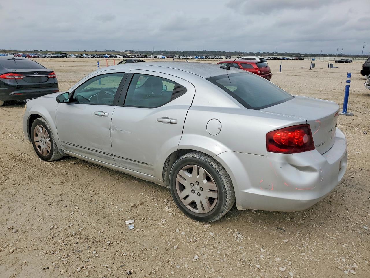 2012 DODGE Avenger