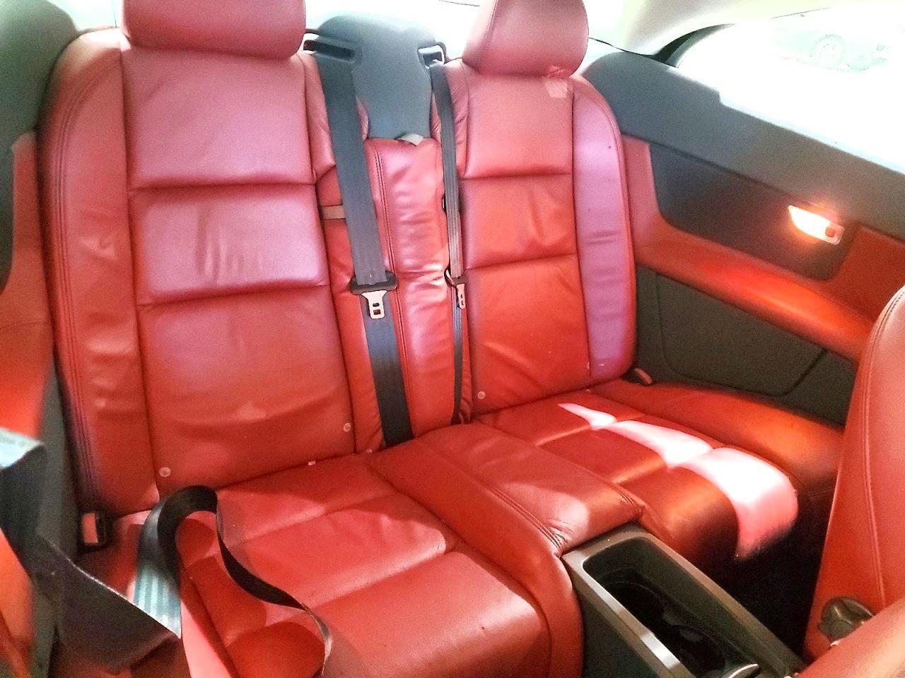 2011 VOLVO C70