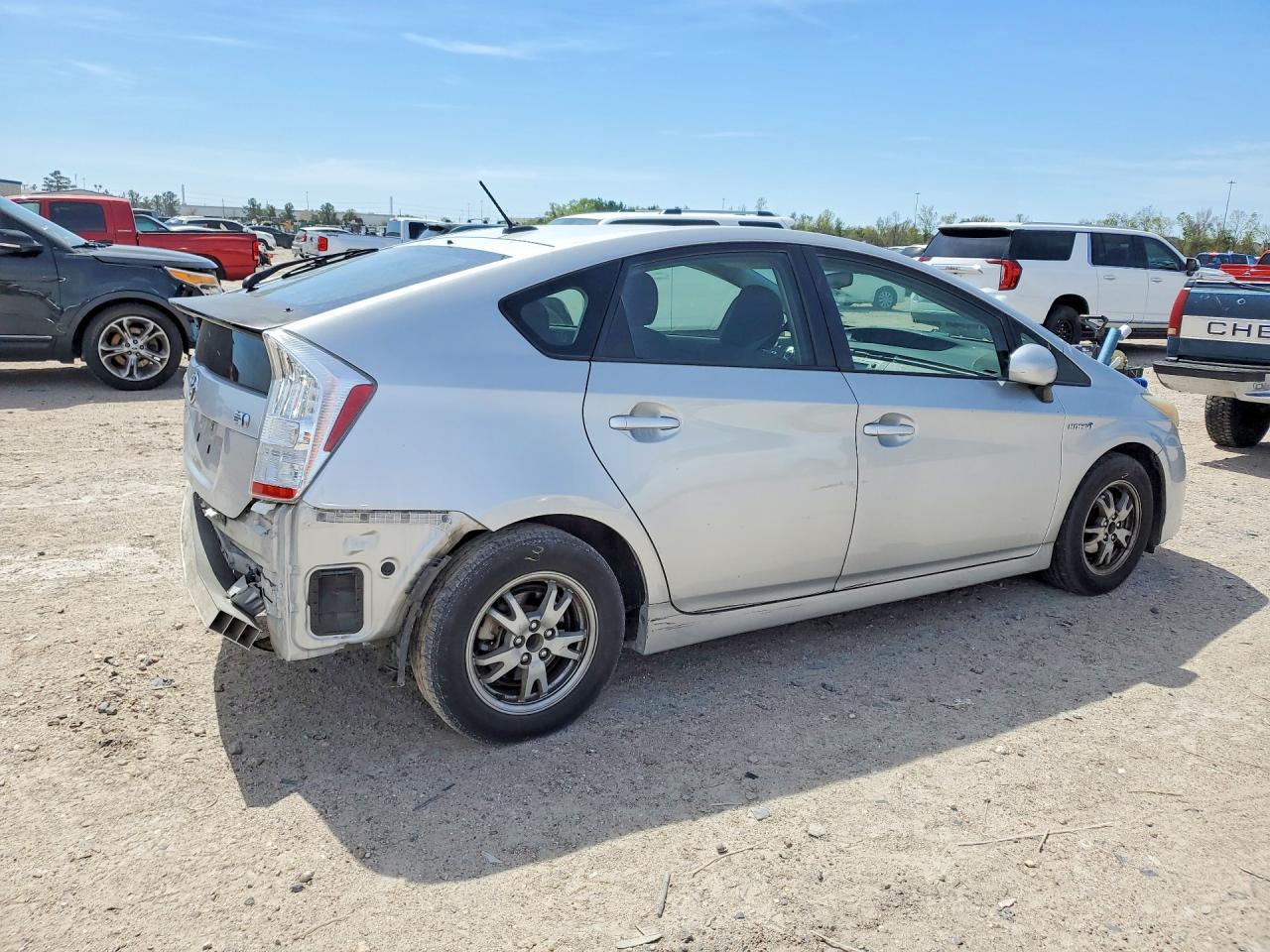 2011 TOYOTA PRIUS