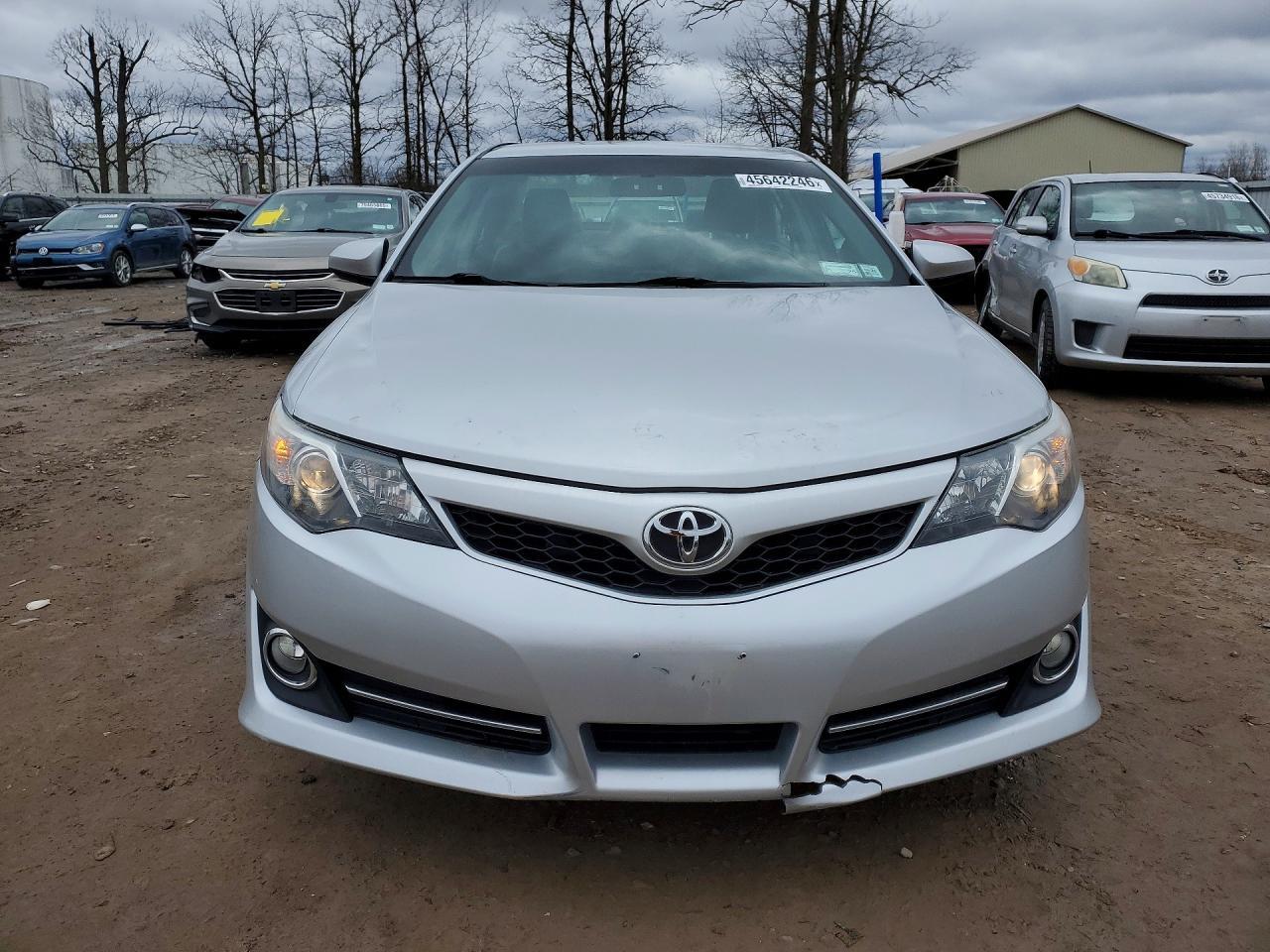 2013 TOYOTA CAMRY