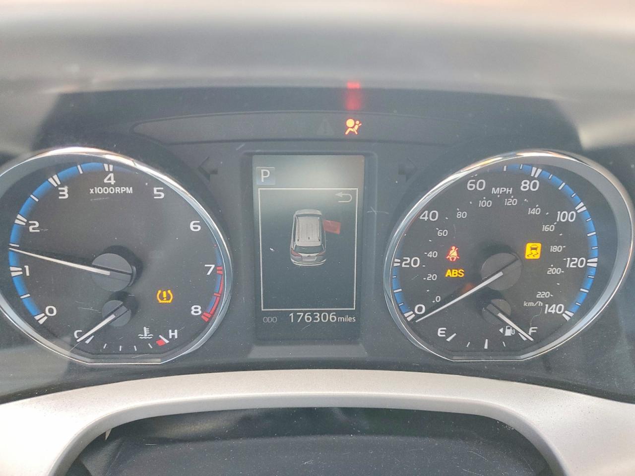 2016 TOYOTA RAV4