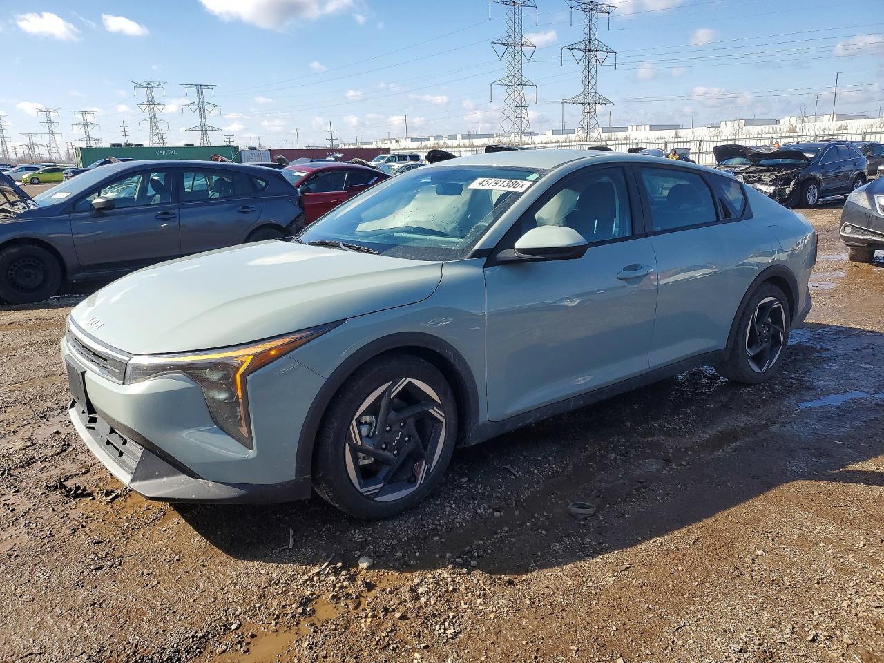 2025 KIA K4
