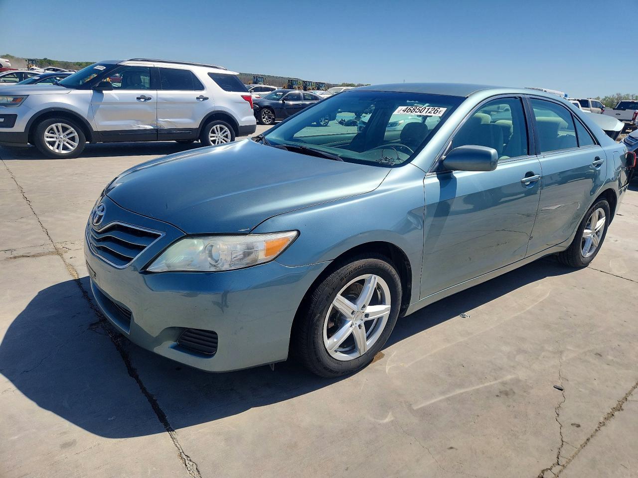 2011 TOYOTA CAMRY