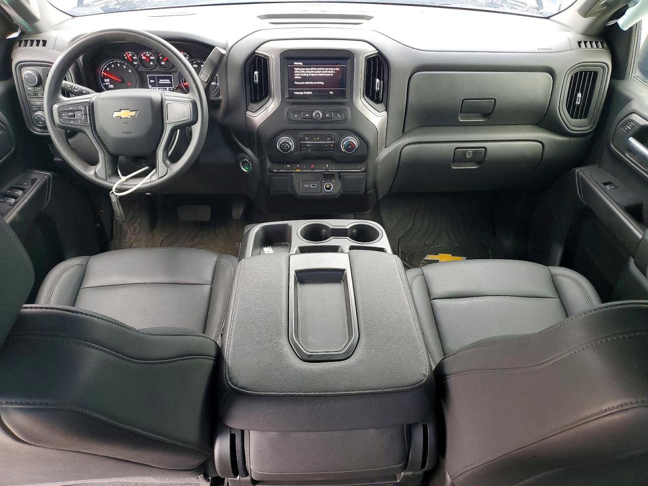 2025 CHEVROLET Silverado