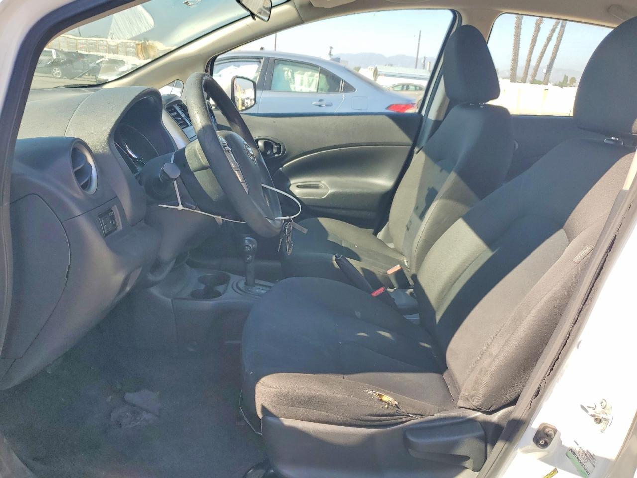 2016 NISSAN Versa Note