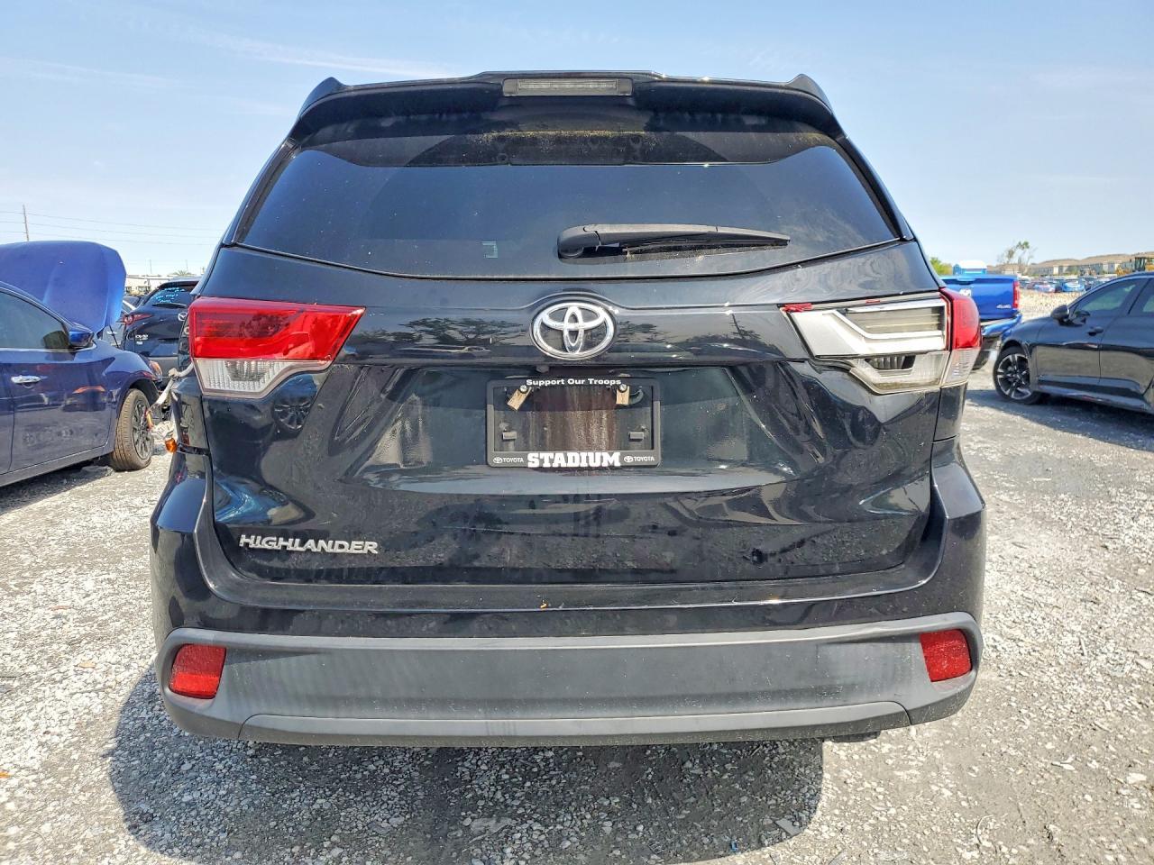 2019 TOYOTA HIGHLANDER