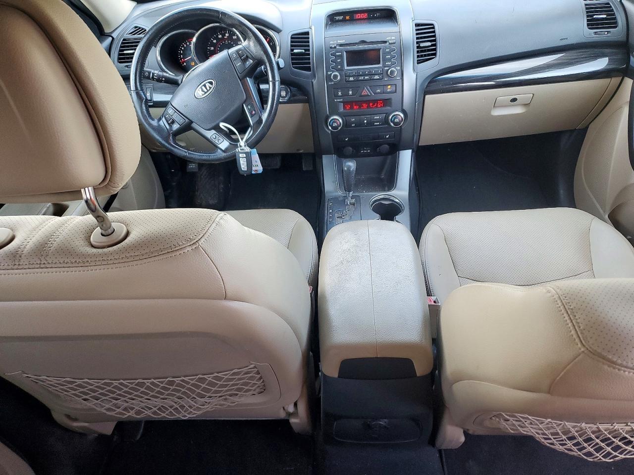 2011 KIA SORENTO