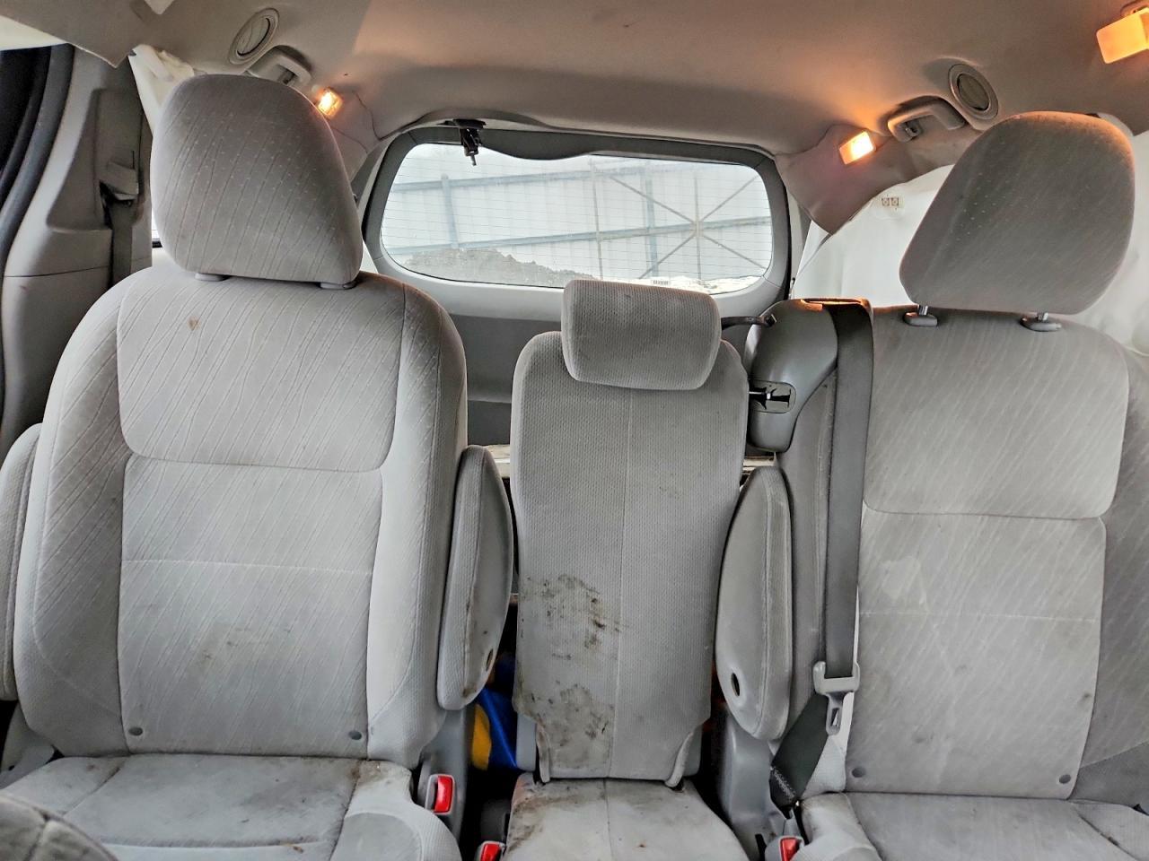 2017 TOYOTA SIENNA