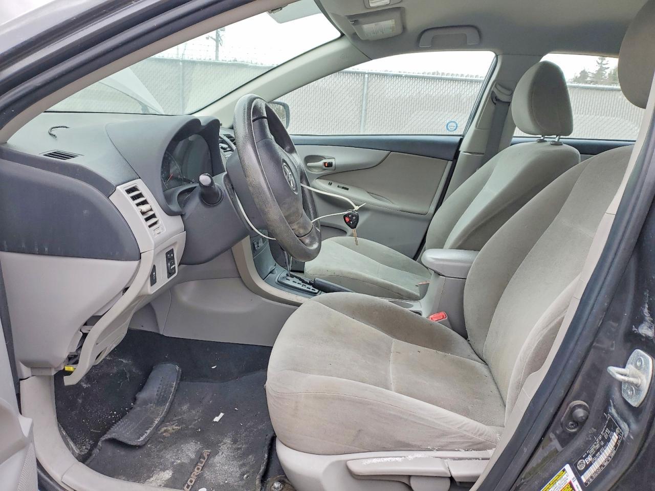 2011 TOYOTA COROLLA