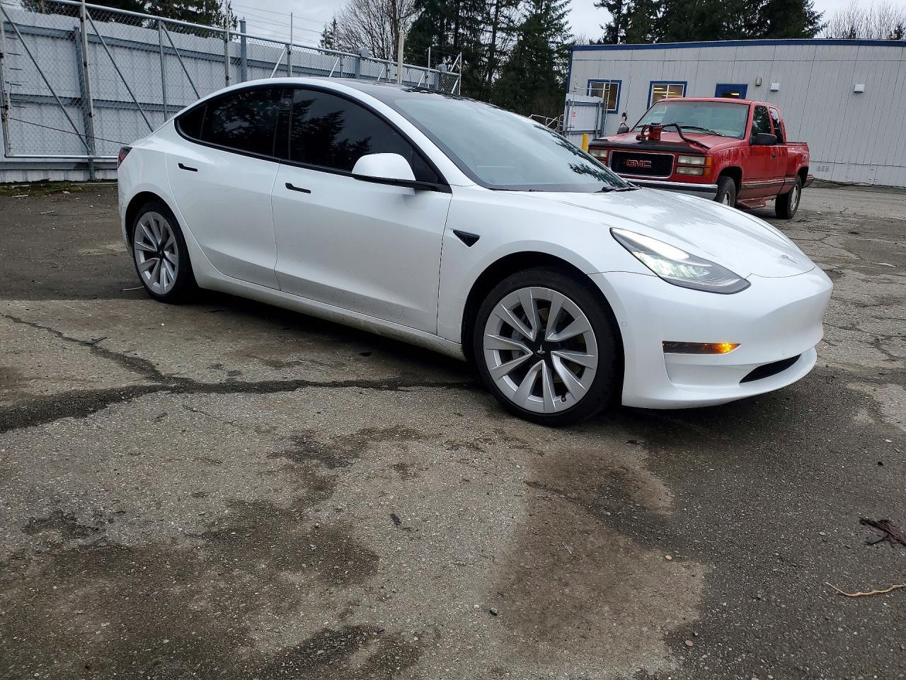 2021 TESLA MODEL 3