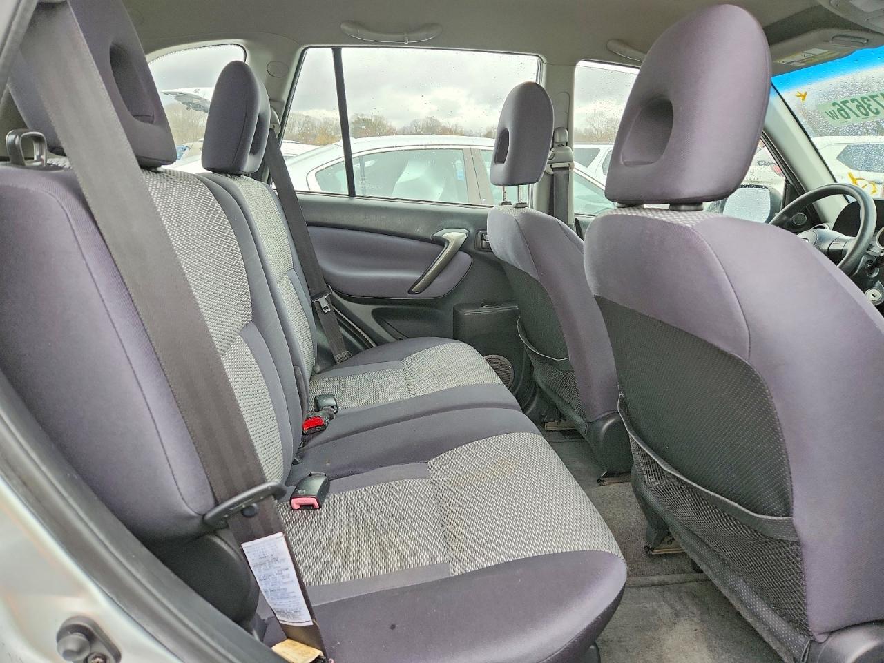 2005 TOYOTA RAV4