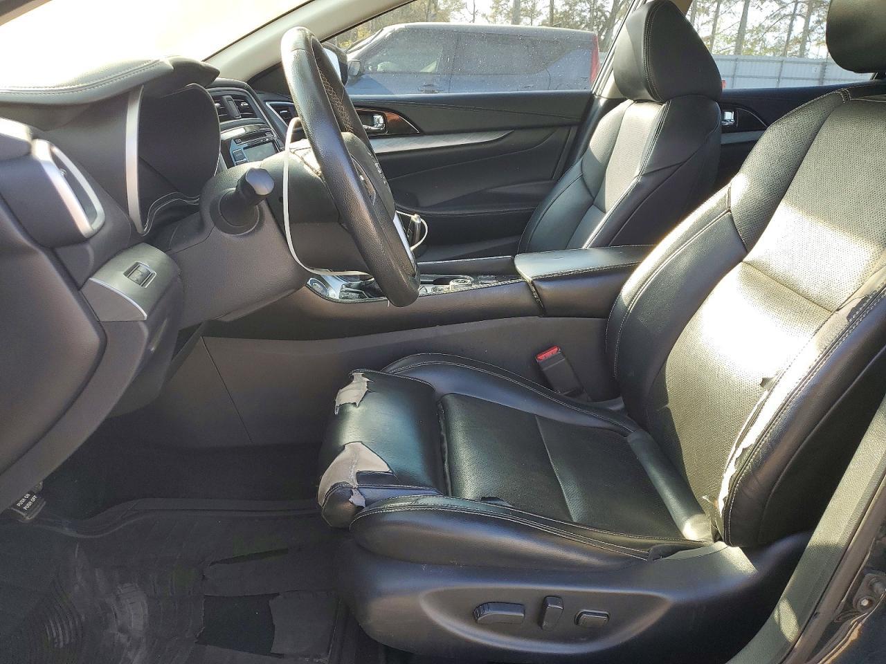 2017 NISSAN Maxima