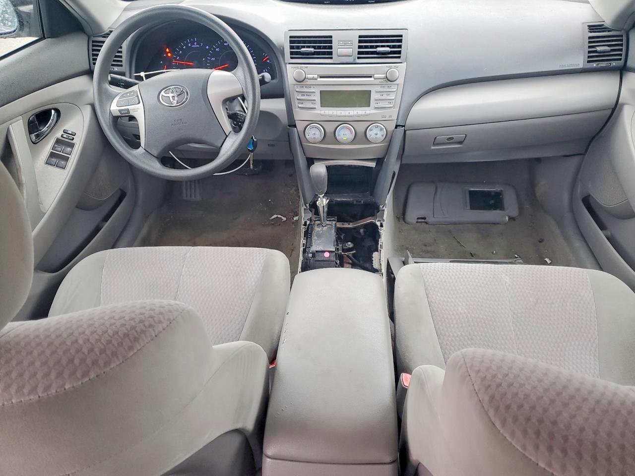2010 TOYOTA CAMRY