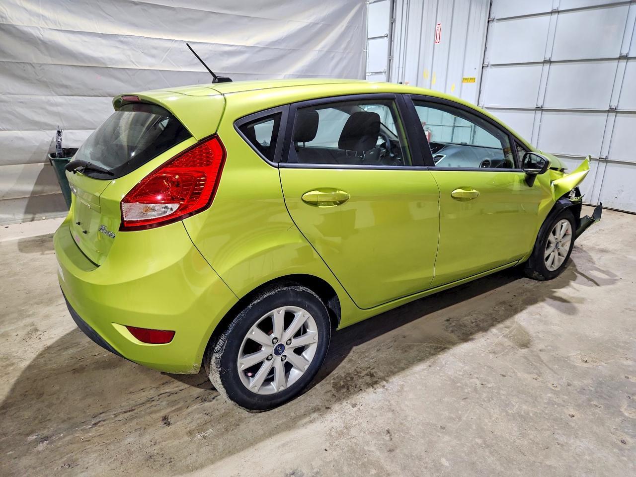 2011 FORD Fiesta