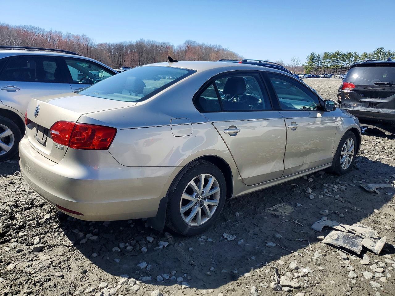 2012 VOLKSWAGEN JETTA