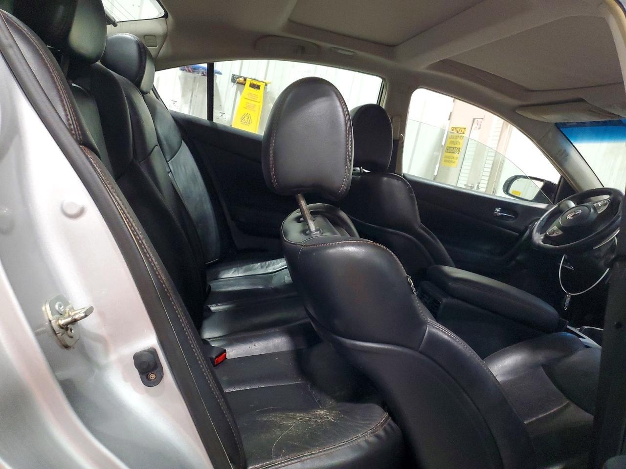 2014 NISSAN Maxima