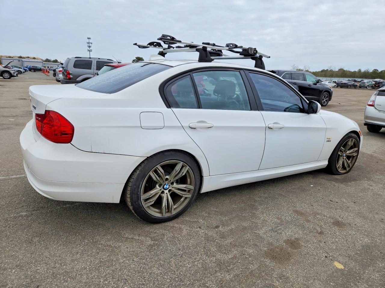 2010 BMW 3 SERIES