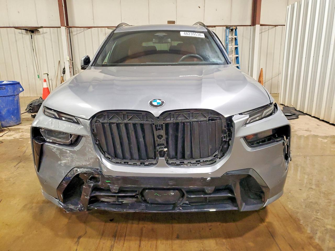 2025 BMW X7