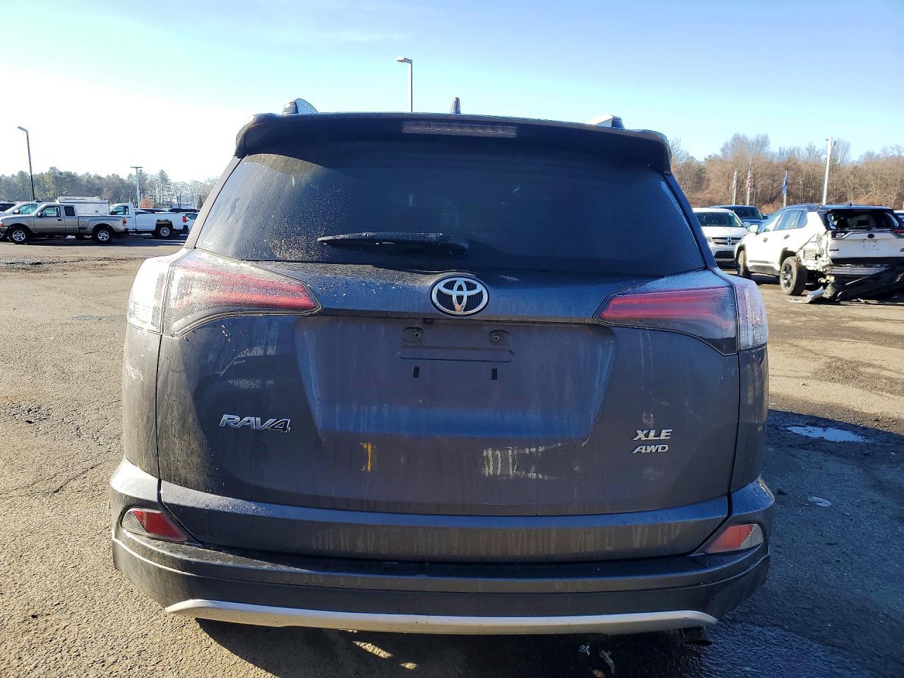 2016 TOYOTA RAV4