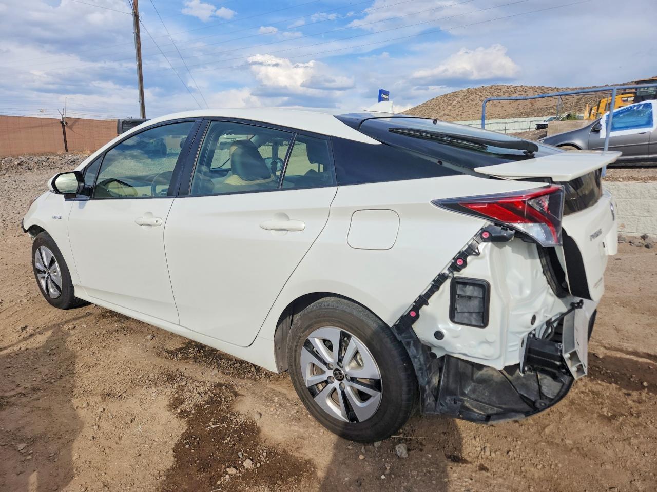 2016 TOYOTA PRIUS