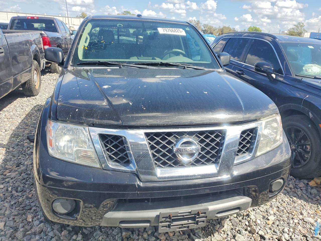 2017 NISSAN Frontier