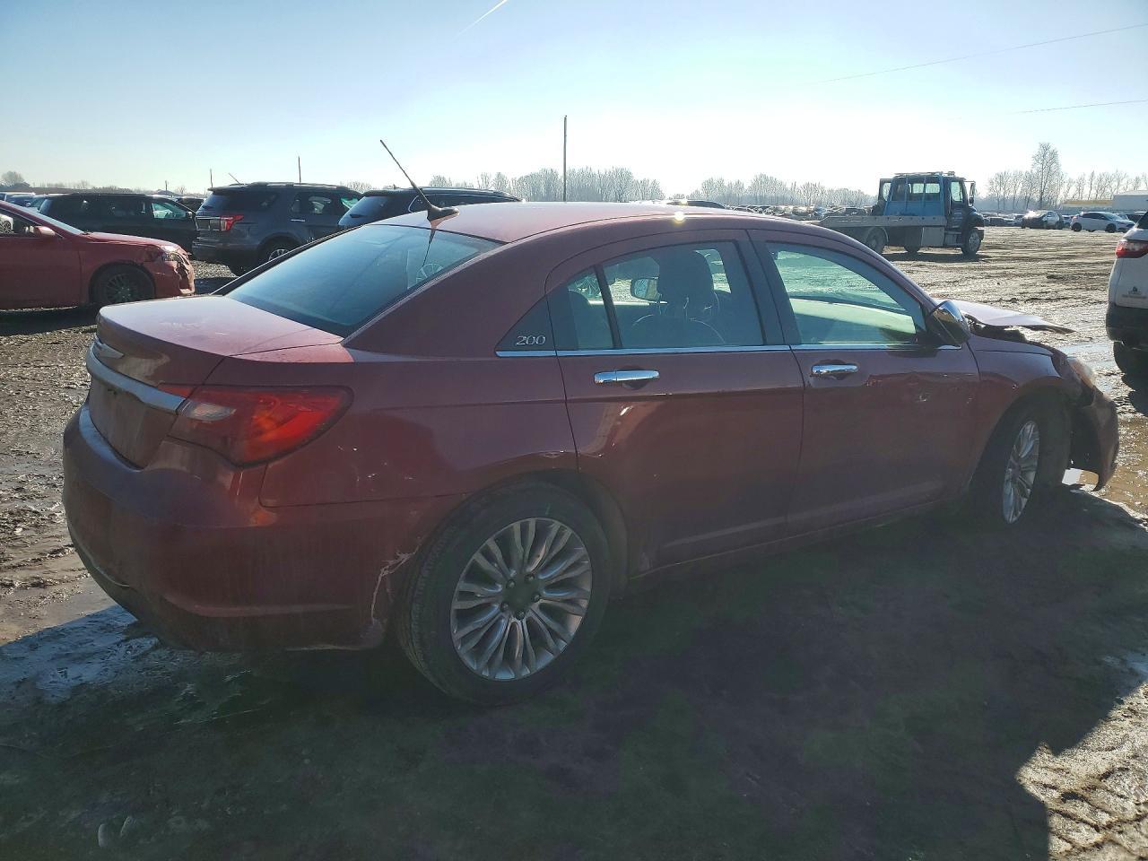 2011 CHRYSLER 200