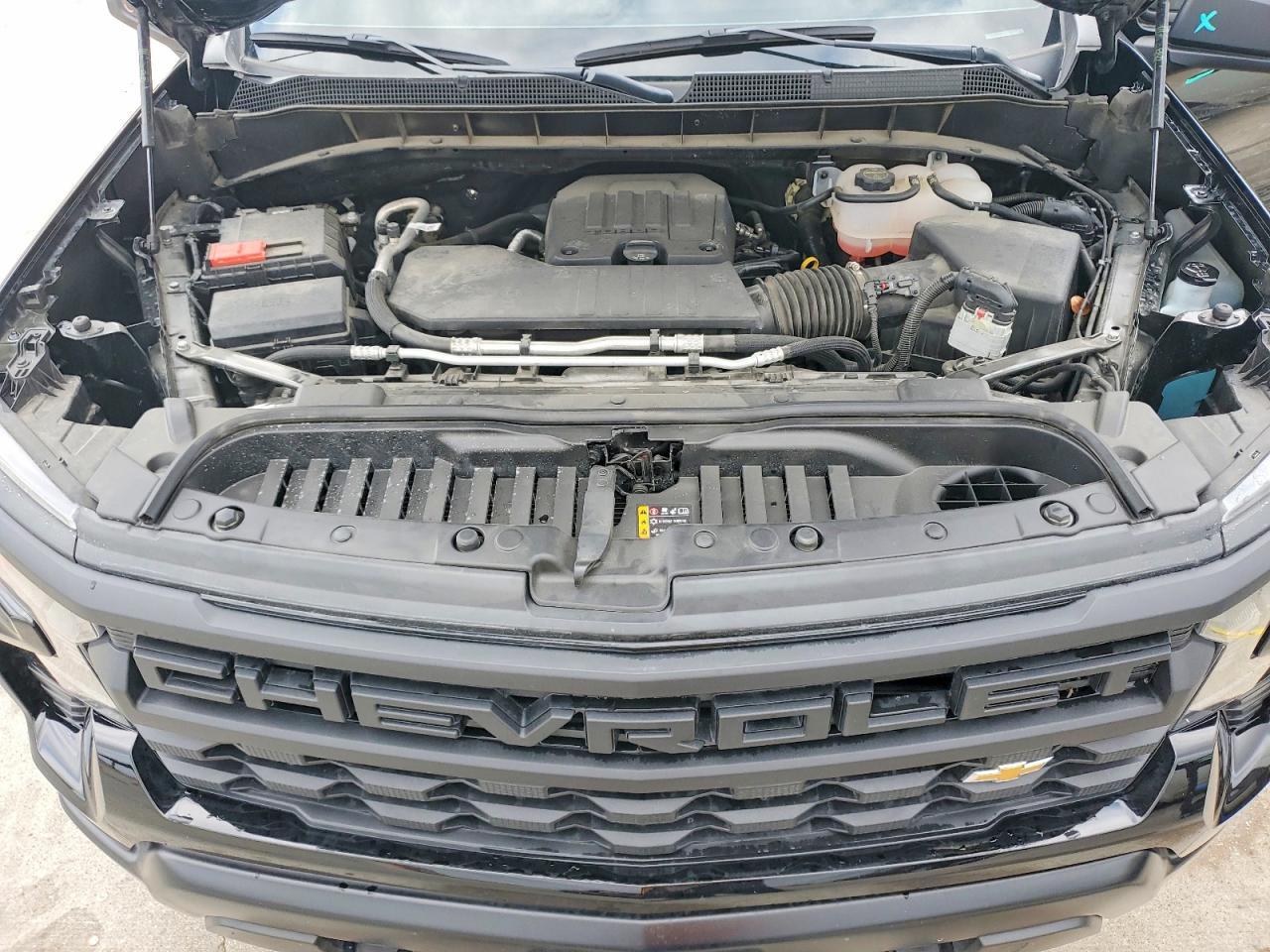 2025 CHEVROLET Silverado