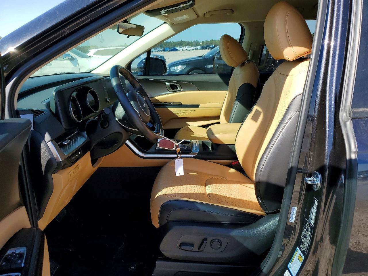 2024 KIA Carnival