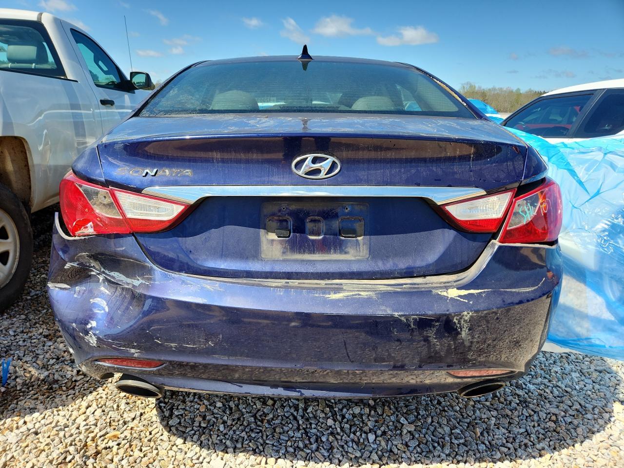 2011 HYUNDAI SONATA