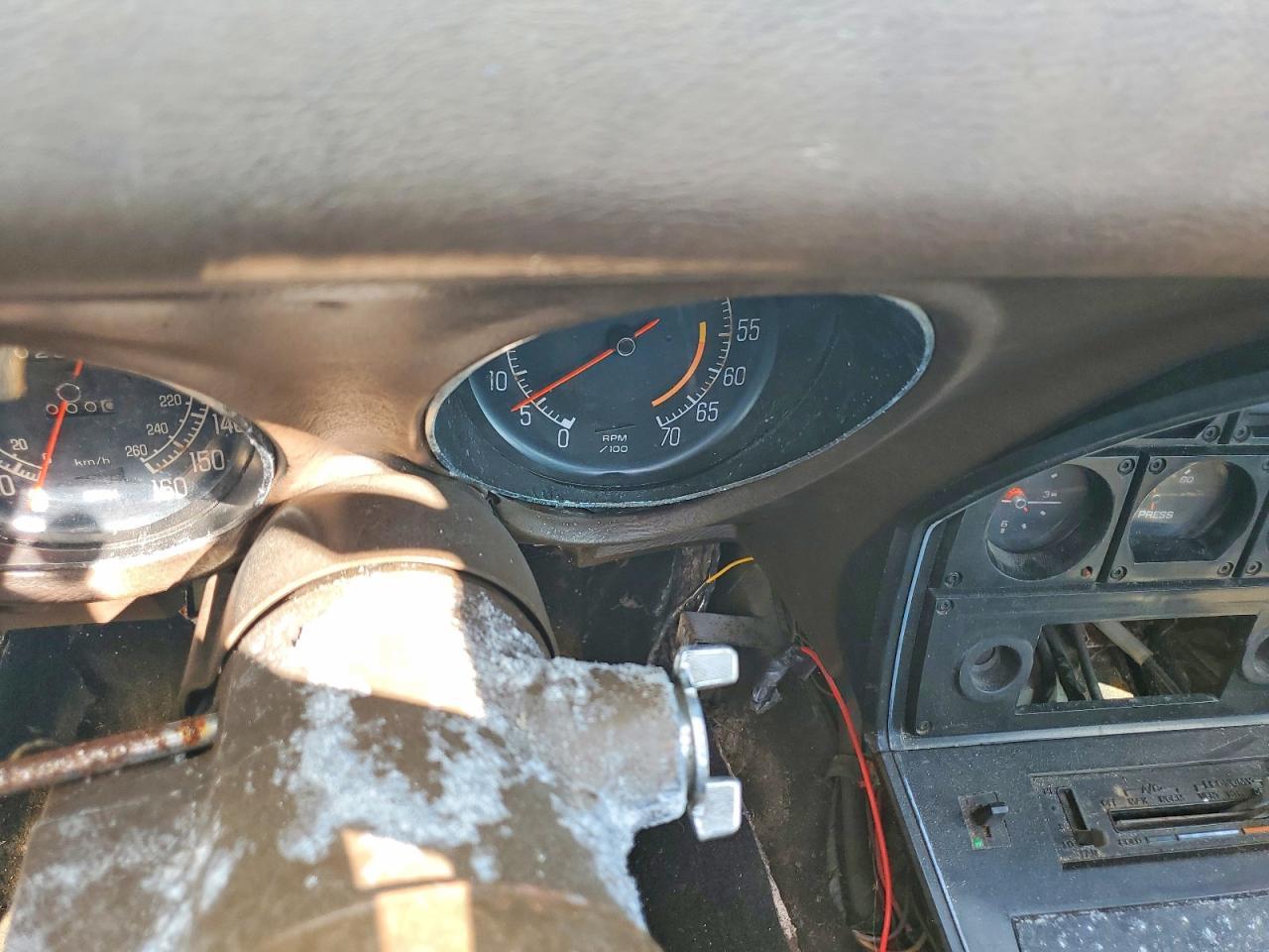 1977 CHEVROLET CORVETTE