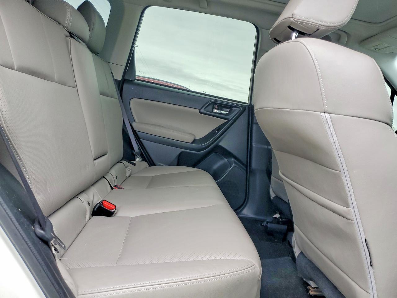 2016 SUBARU FORESTER