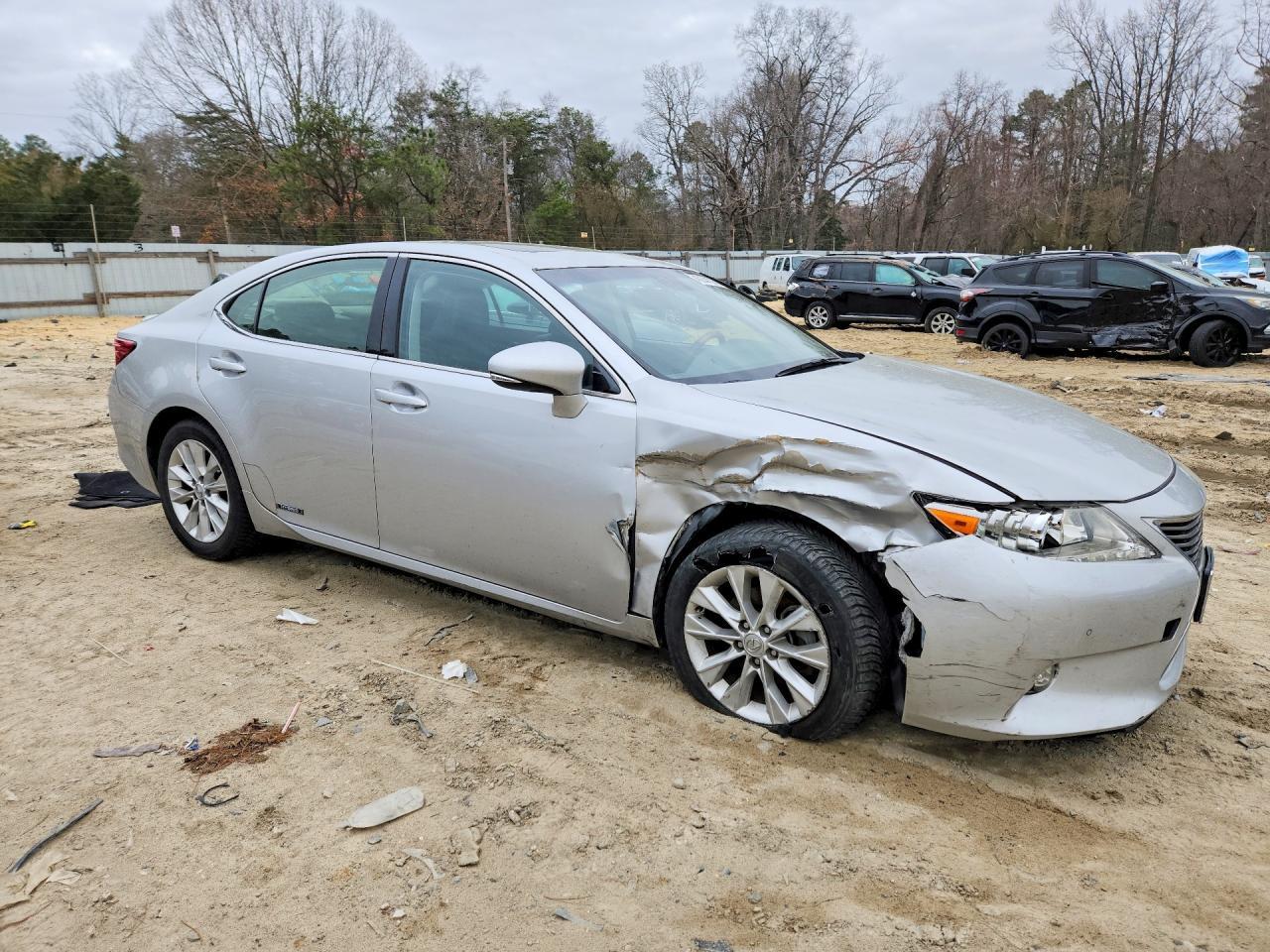 2014 LEXUS ES 300H