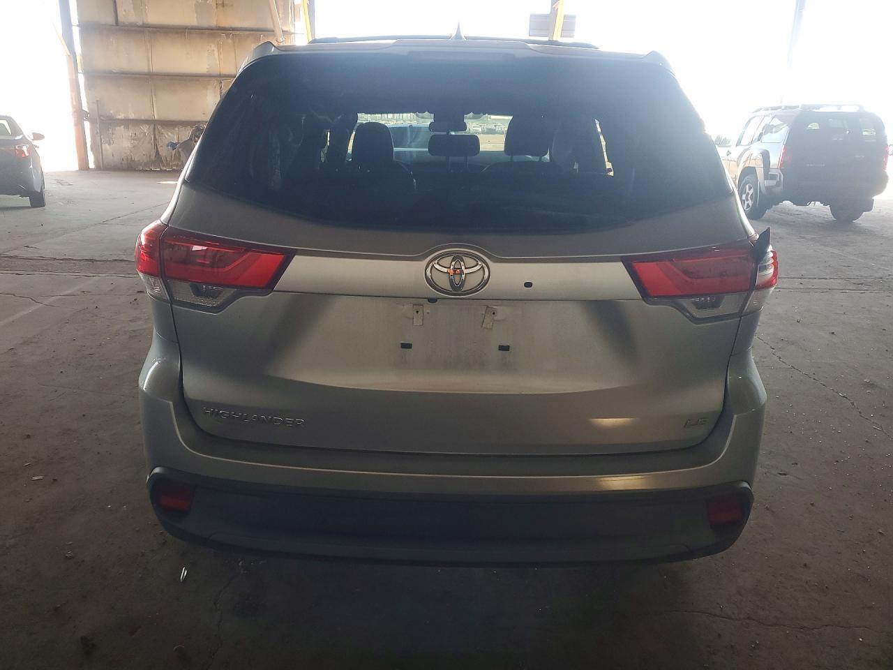 2018 TOYOTA HIGHLANDER
