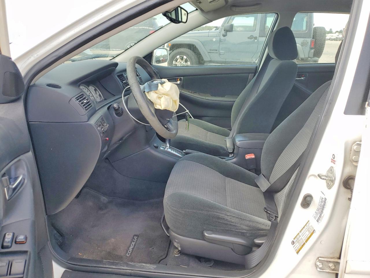 2005 TOYOTA COROLLA