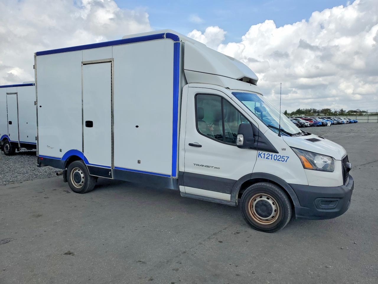 2021 FORD Transit
