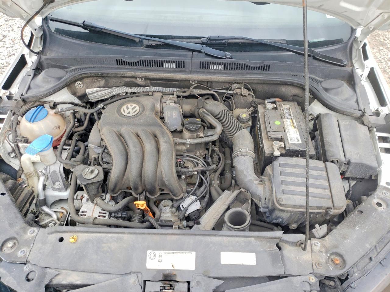 2015 VOLKSWAGEN JETTA