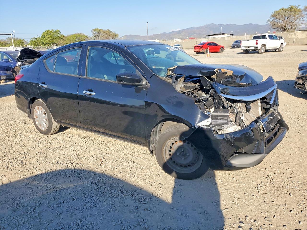 2017 NISSAN VERSA