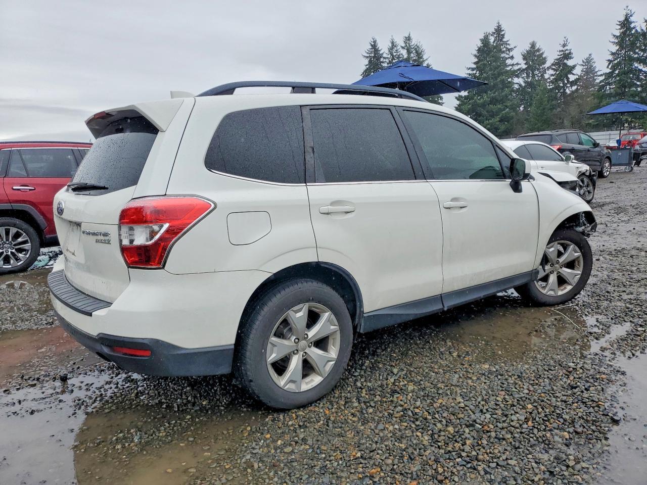 2016 SUBARU FORESTER