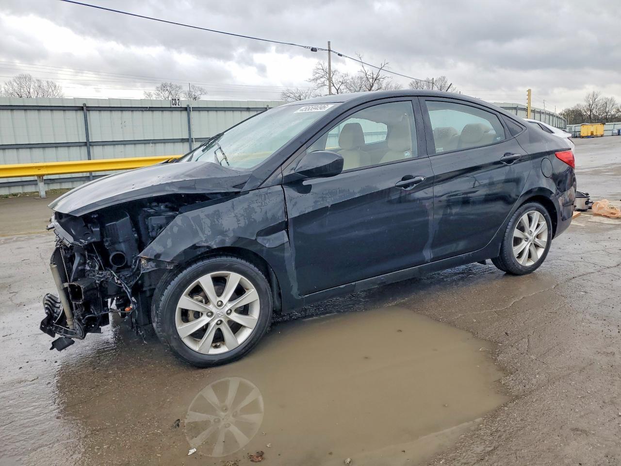 2013 HYUNDAI ACCENT