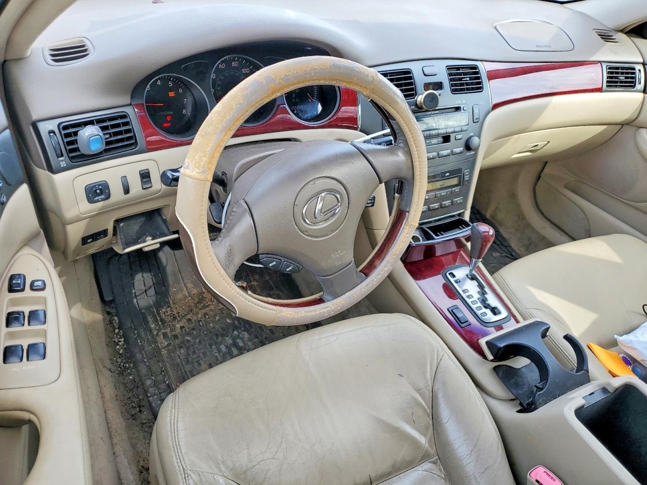 2004 LEXUS ES 330