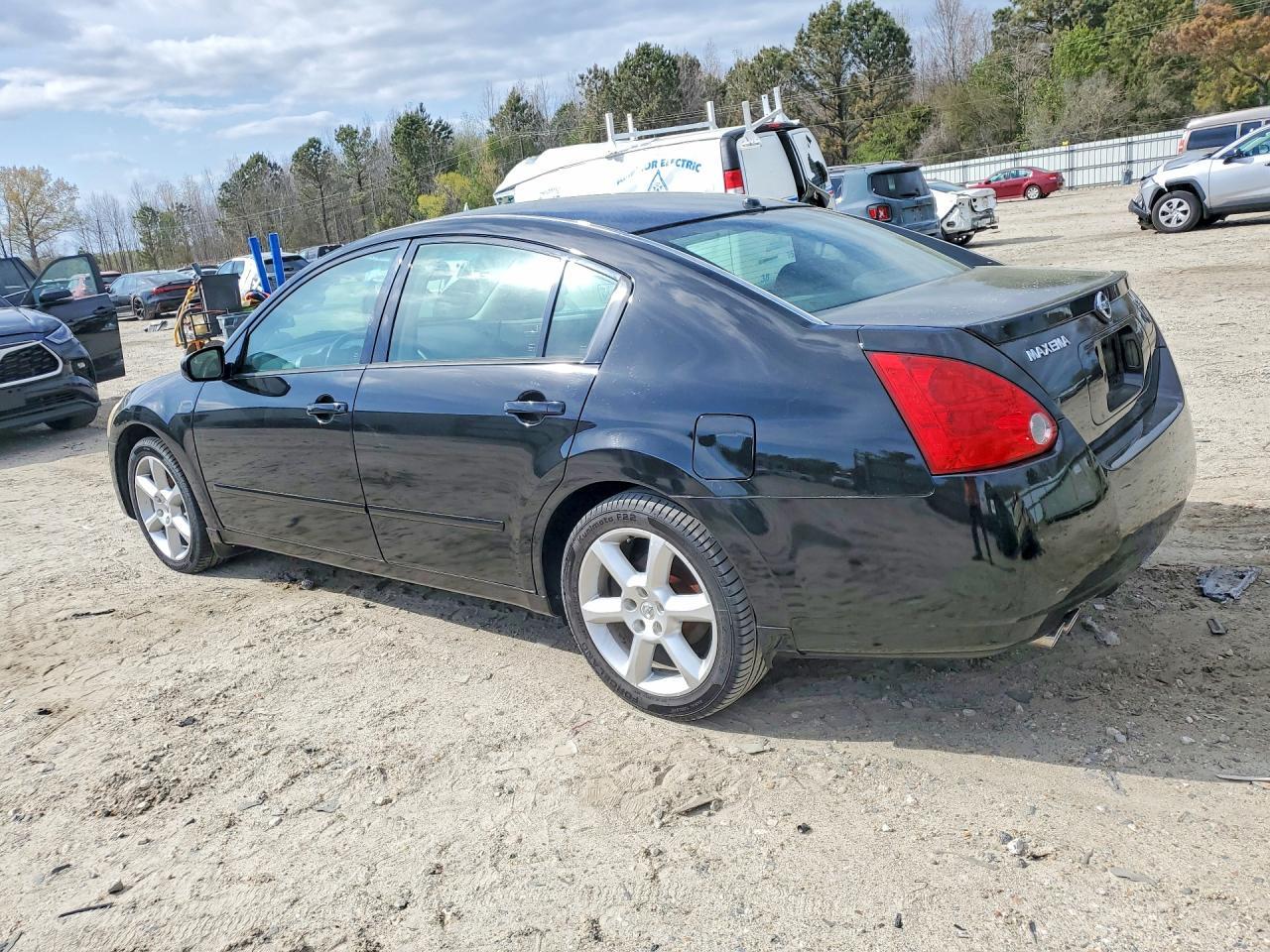2006 NISSAN Maxima