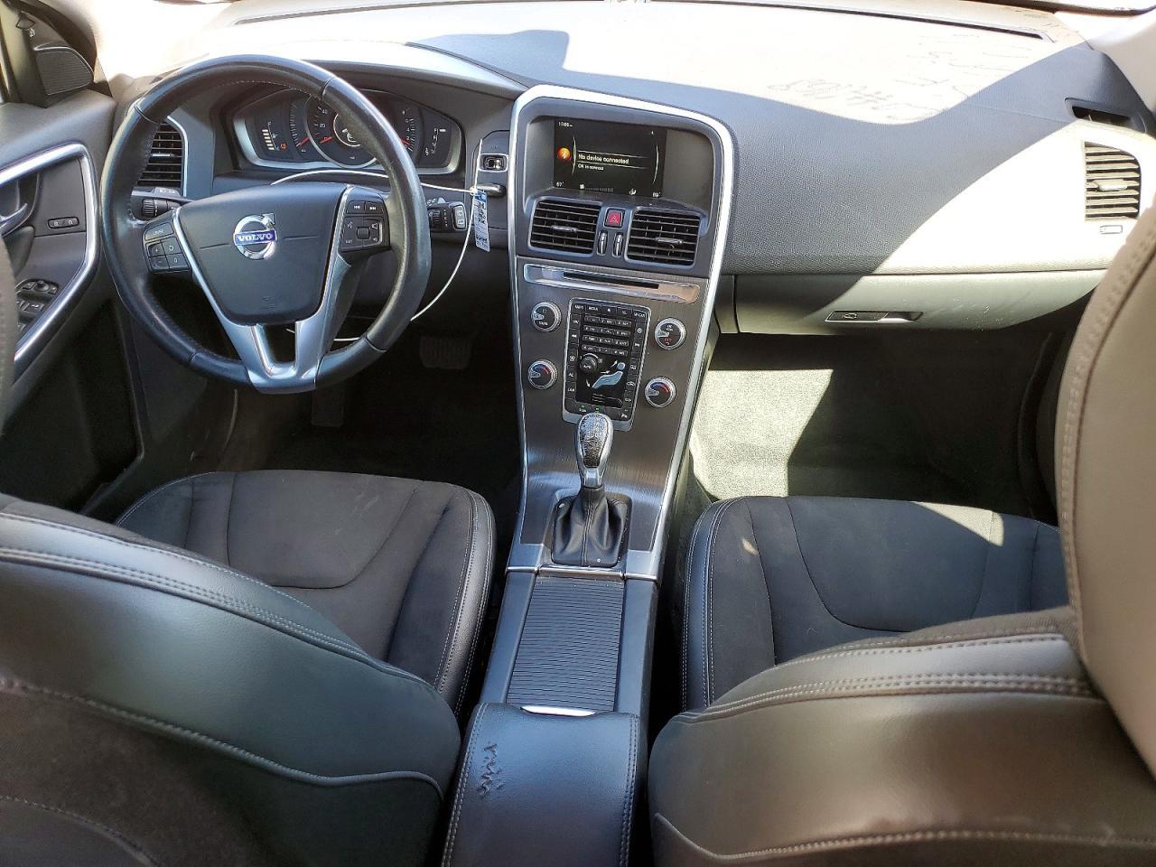 2016 VOLVO XC60