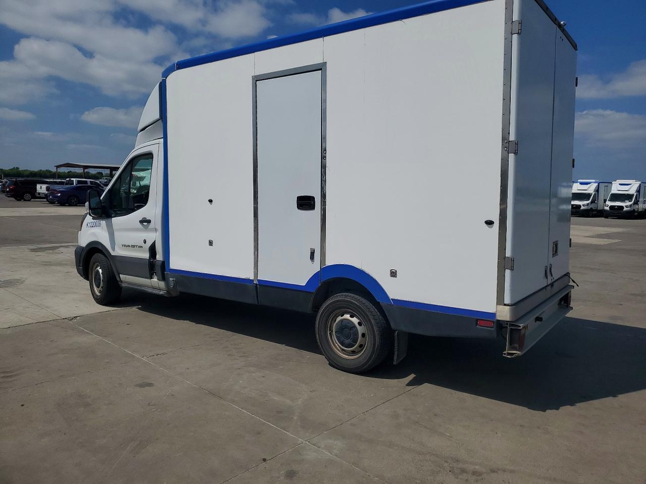 2022 FORD Transit