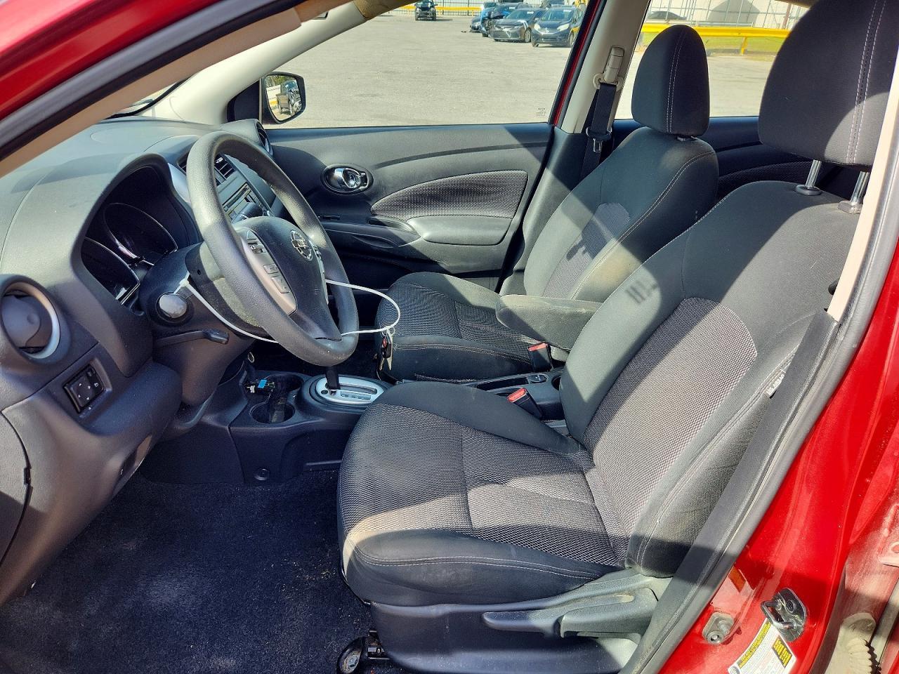 2017 NISSAN VERSA