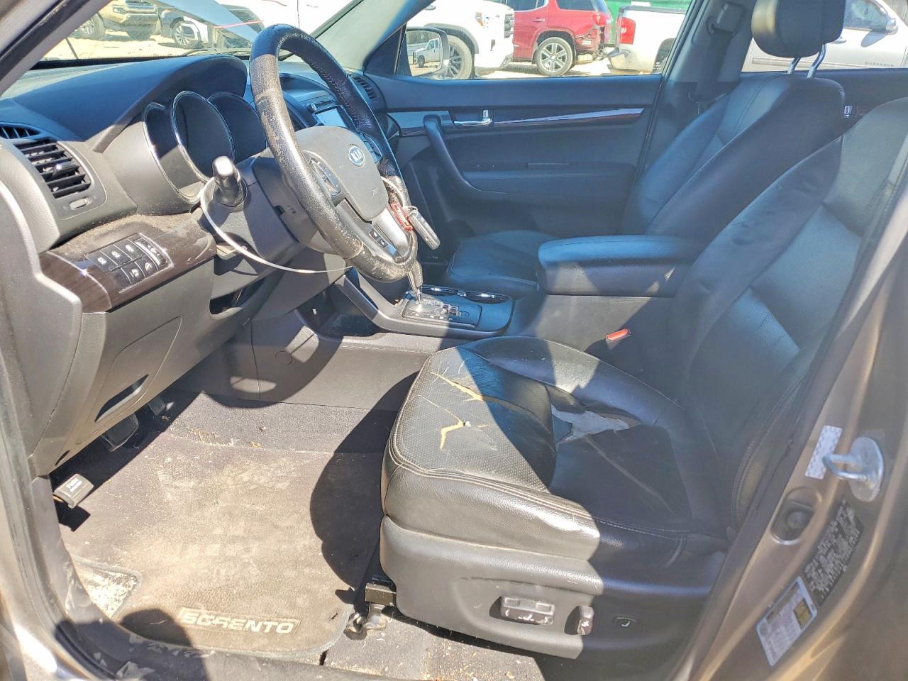 2011 KIA SORENTO