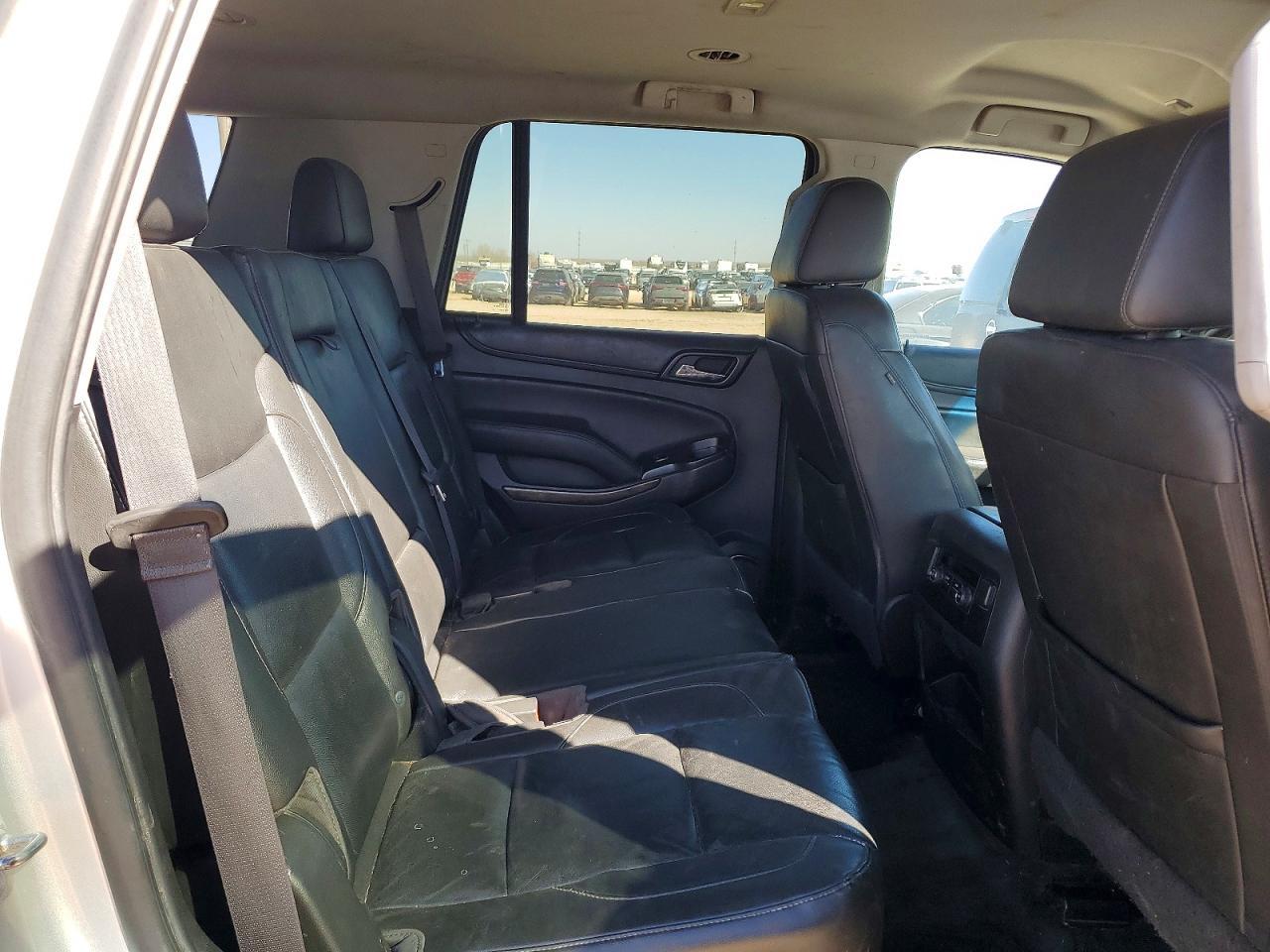 2016 CHEVROLET Tahoe