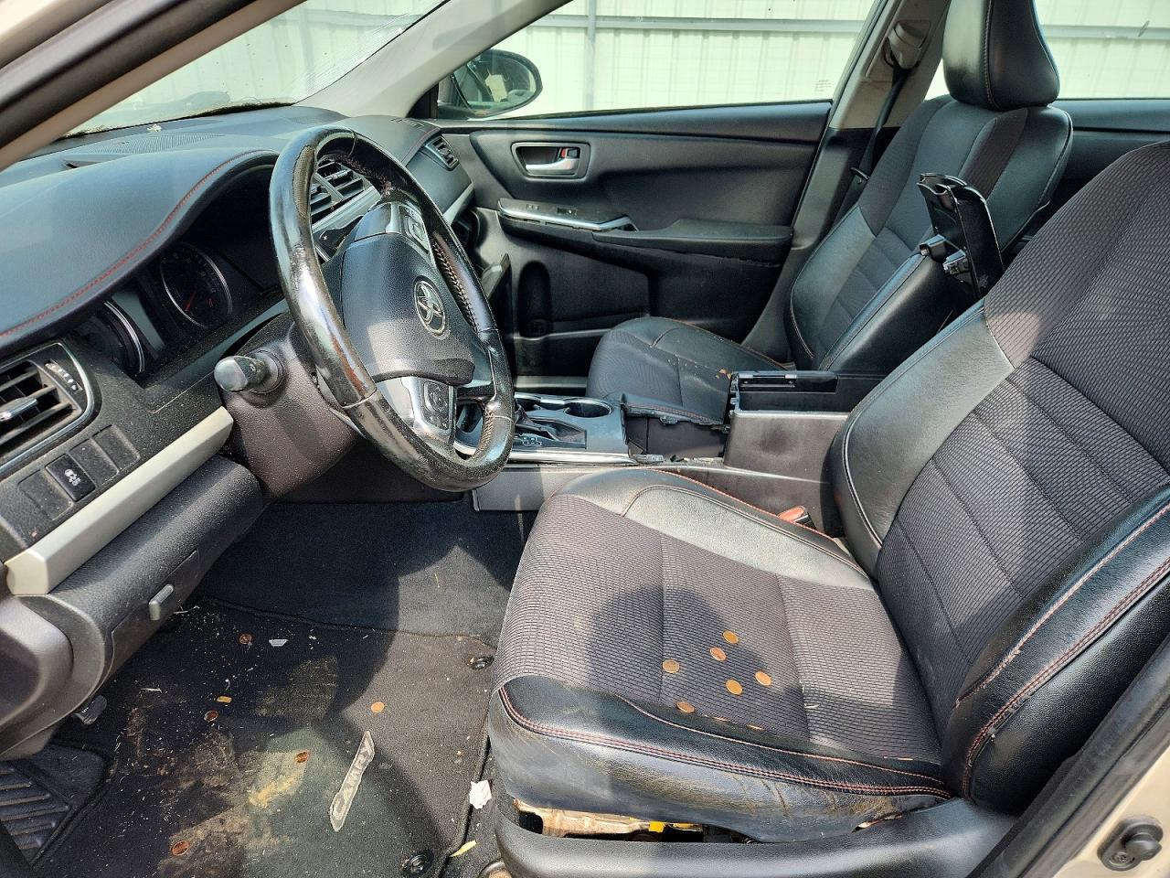2016 TOYOTA CAMRY